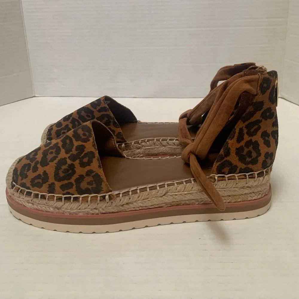 Vince‎ Camuto  Binadee Ankle Tie, Leopard Print Espadrille Wedges- Size 8